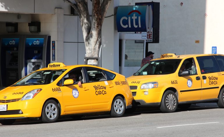 California da luz verde a los taxis sin conductor