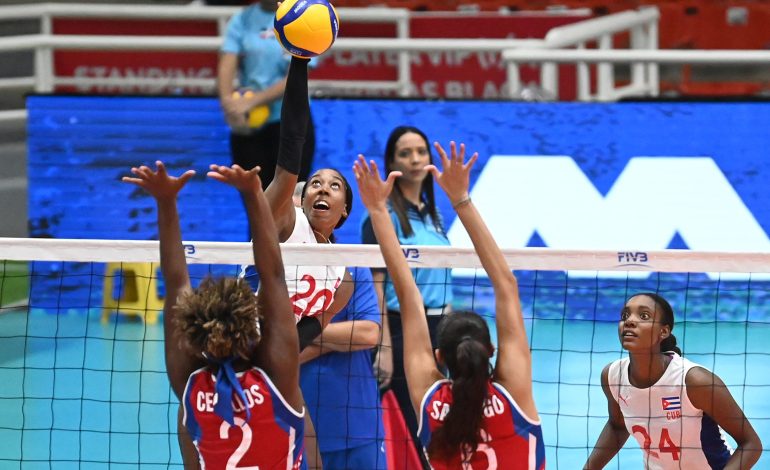Cuba vence a Puerto Rico en semifinales de voleibol