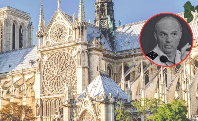 Muere el responsable de la reconstrucción de Notre Dame