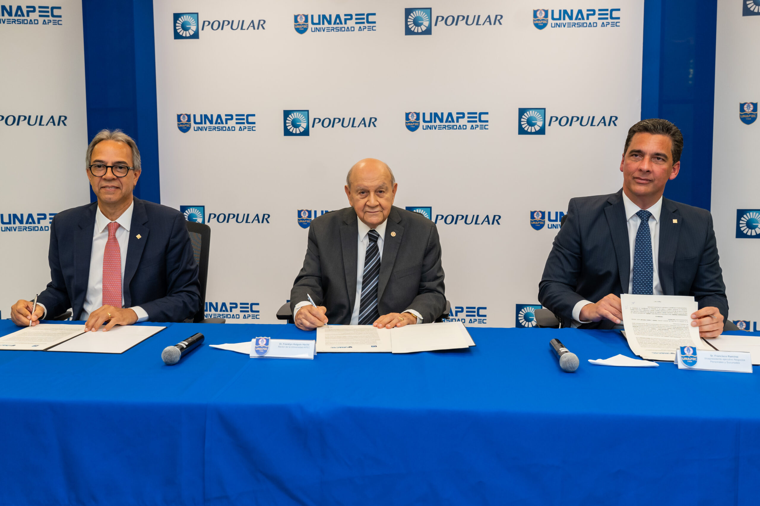 Banco Popular y UNAPEC inauguran laboratorio de finanzas