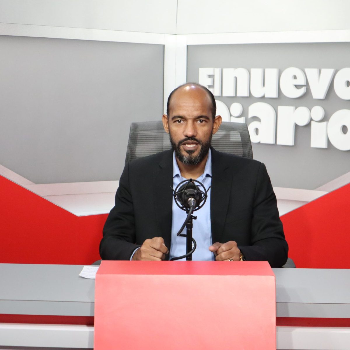 Comunicador destaca denuncias de irregularidades en elecciones municipales –  (República Dominicana)