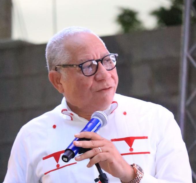 Pedro Richardson dice Abinader ha dado más recursos a cabildos que Danilo  –  (República Dominicana)