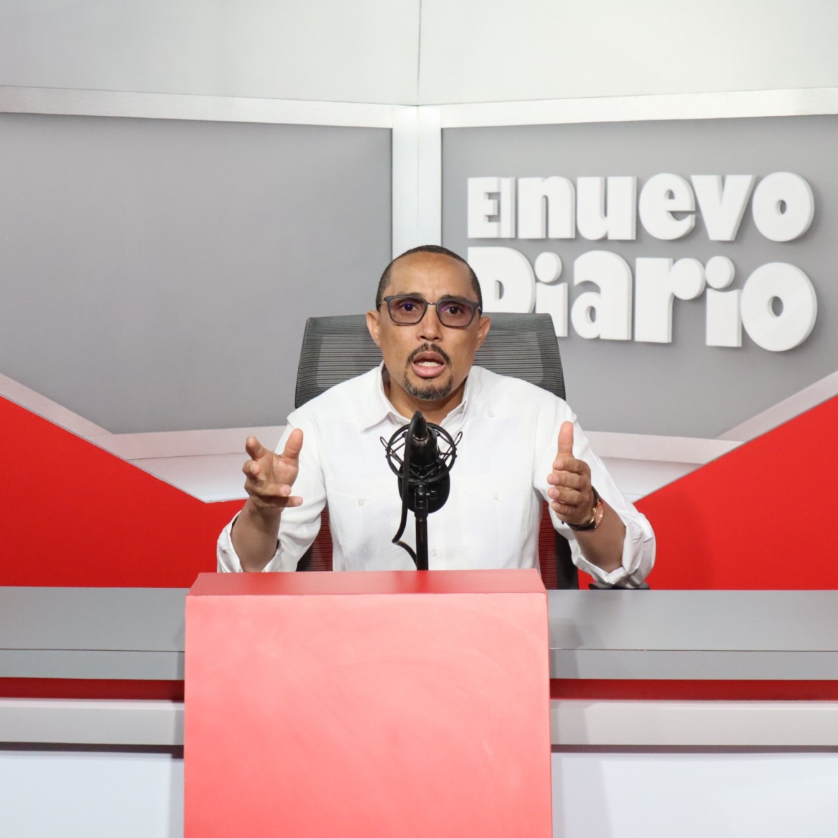 Comunicador expresa preocupación por efectos de elecciones en líderes de oposición –  (República Dominicana)