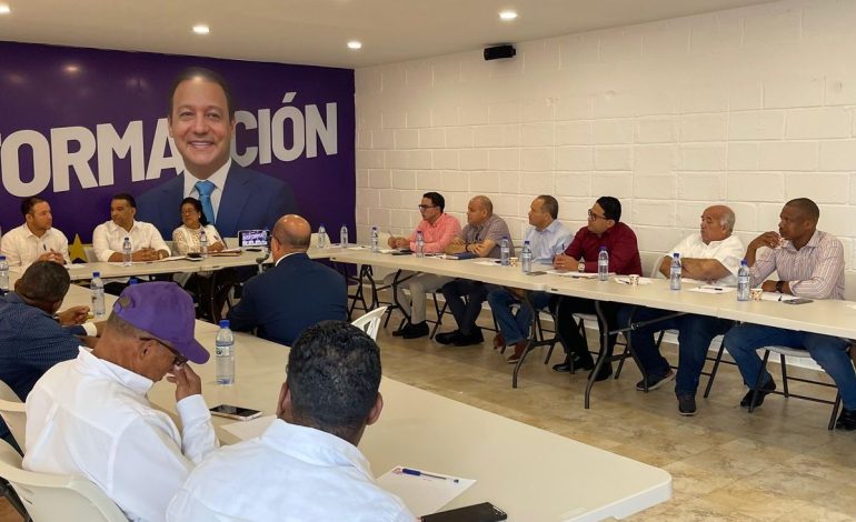Coordinador de campaña inicia trabajos con dirigentes PLD en Santo Domingo –  (República Dominicana)