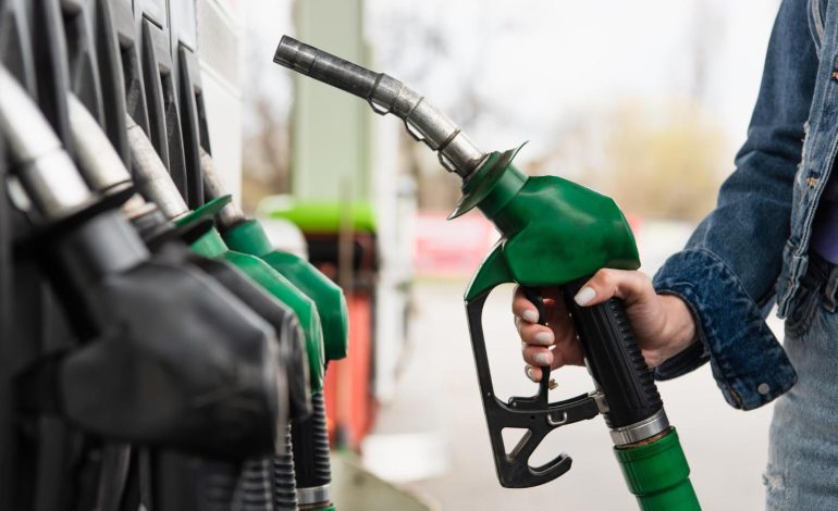 Cuatro combustibles aumentan de precio entre RD$ 4 y RD$ 6 pesos  