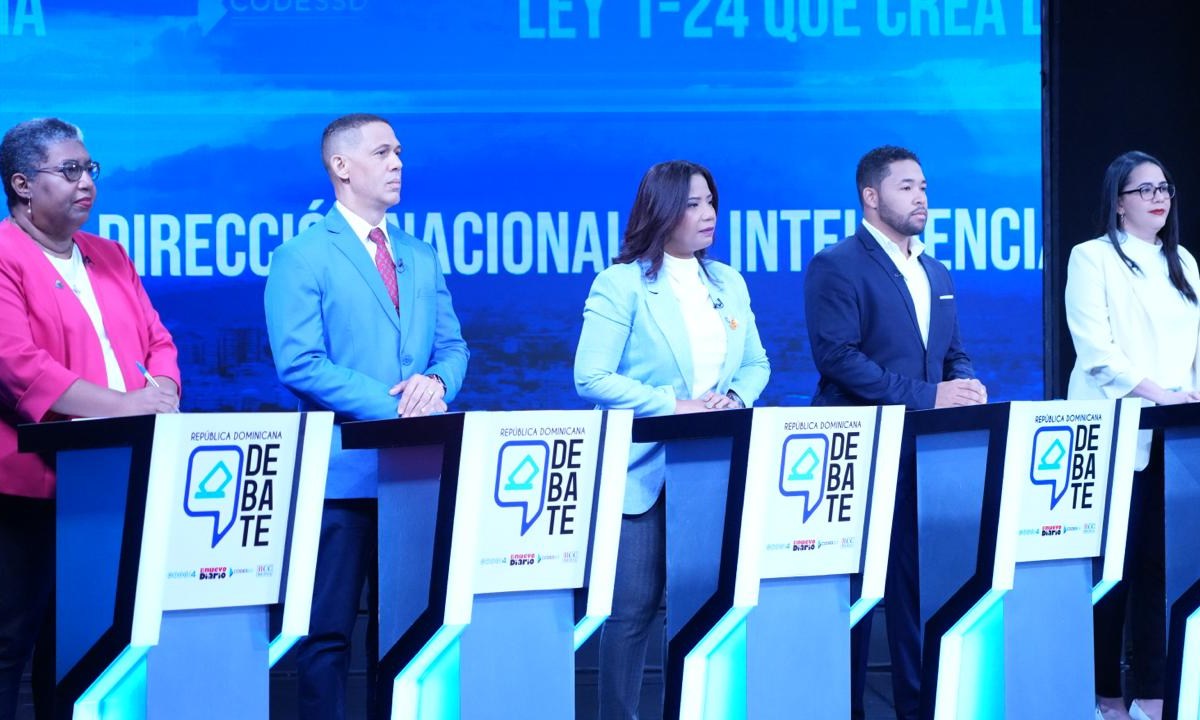 Cinco candidatos a diputados Cir. 1 de SDE confrontan sus planes en debate del CODESSD –  (República Dominicana)