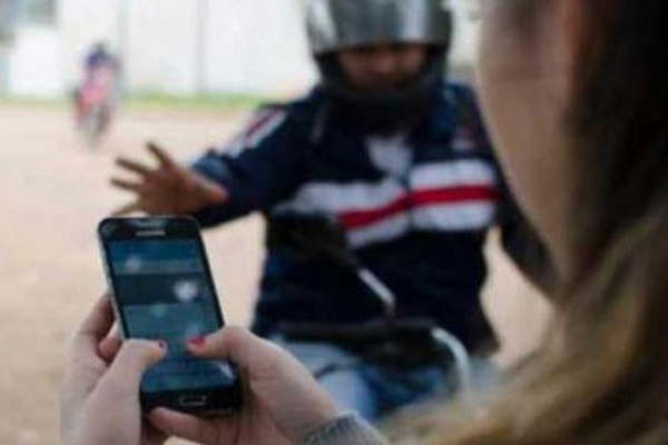 Desmantelan banda de arrebatadores de celulares en el DN