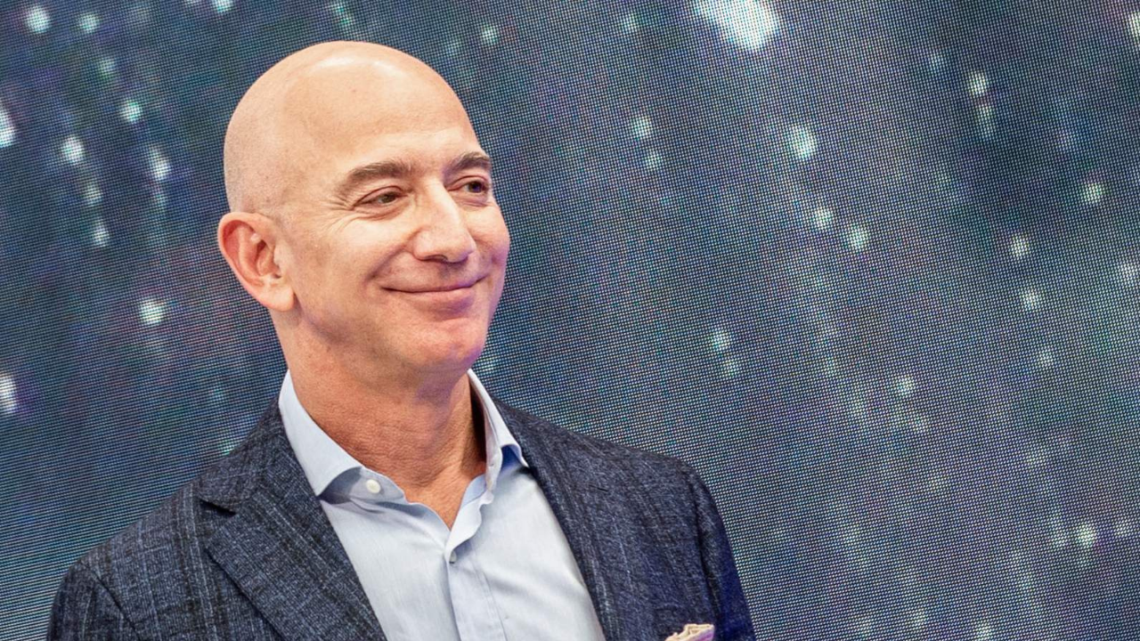Jeff Bezos vuelve a superar a Elon Musk como el hombre más rico del mundo