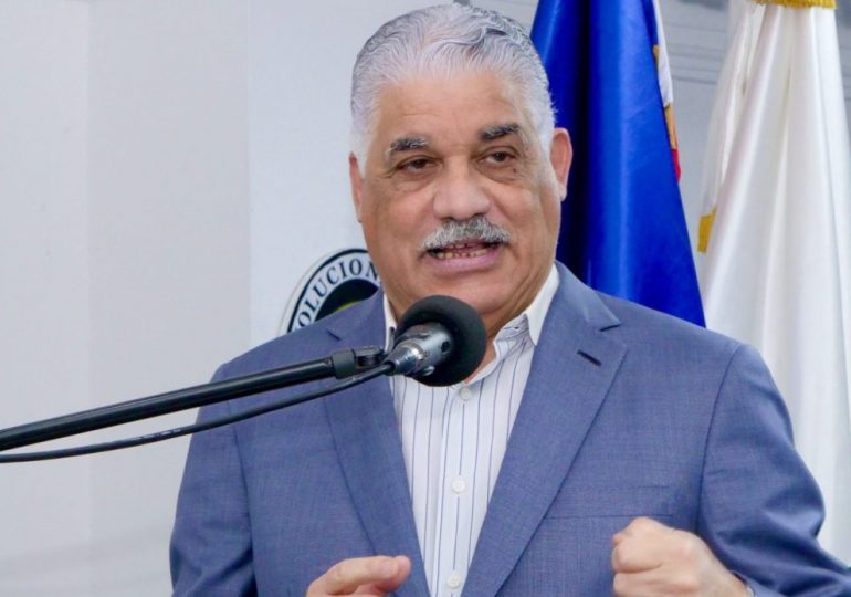 Miguel Vargas advierte al presidente no usar tema Haití de forma “electorera” –  (República Dominicana)