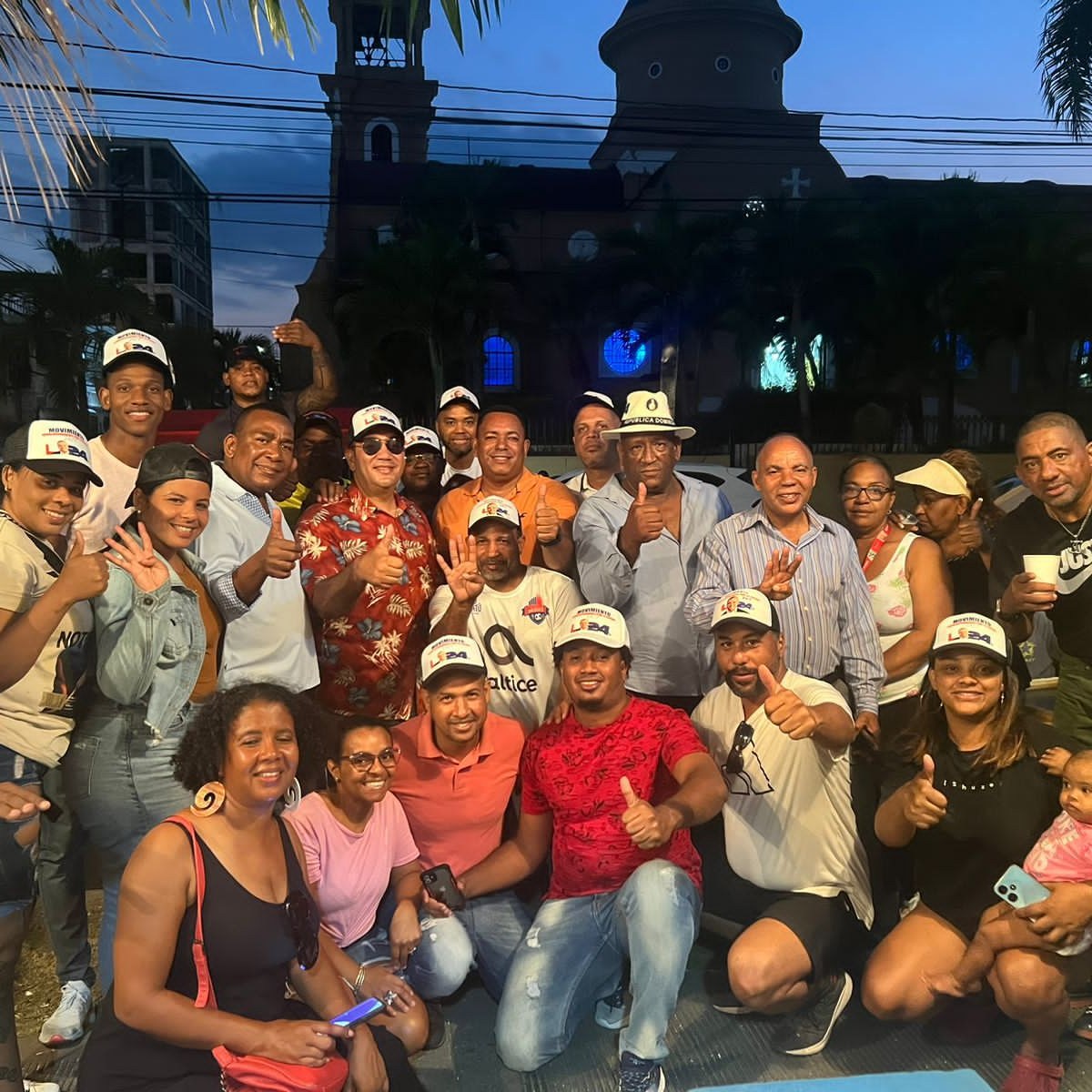 Movimiento RPP distribuye habichuelas con dulce en San Cristóbal –  (República Dominicana)