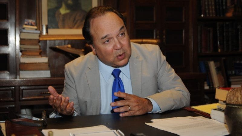 Vinicio Castillo dijo RD corre peligro de la llegada de una oleada de haitianos –  (República Dominicana)