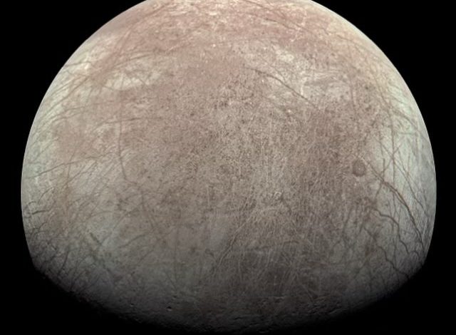 Europa, la luna de Júpiter, tiene menos oxígeno del esperado
