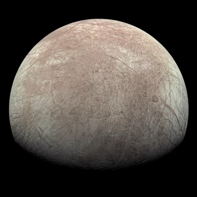 Europa, la luna de Júpiter, tiene menos oxígeno del esperado