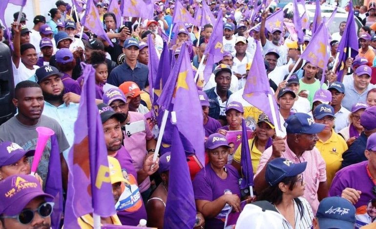 El PLD anuncia toque de banderas para promover a sus candidatos –  (República Dominicana)