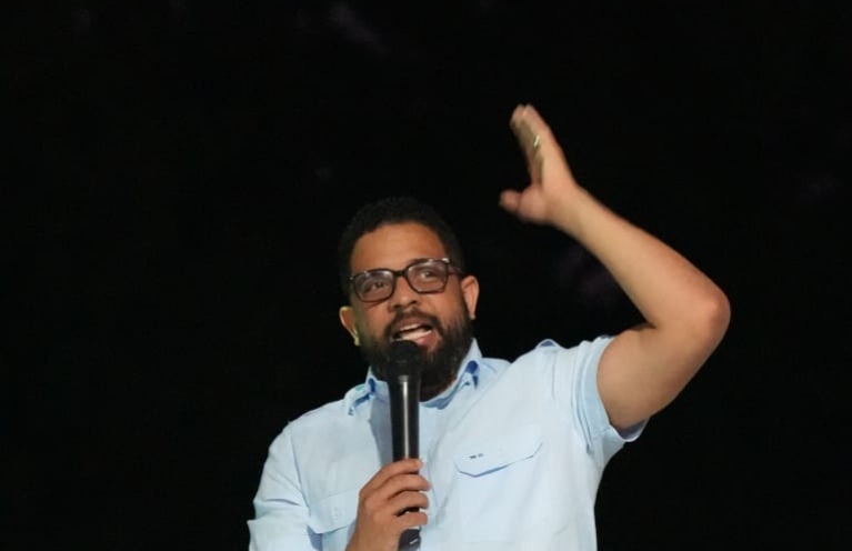 «República Dominicana necesita que Luis Abinader repita como presidente» –  (República Dominicana)