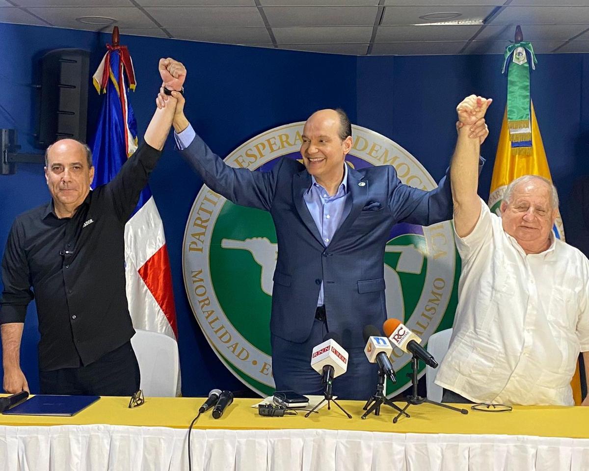 Ramfis deja a un lado sus aspiraciones y cede candidatura a Roque Espaillat y Ernesto Fadul –  (República Dominicana)