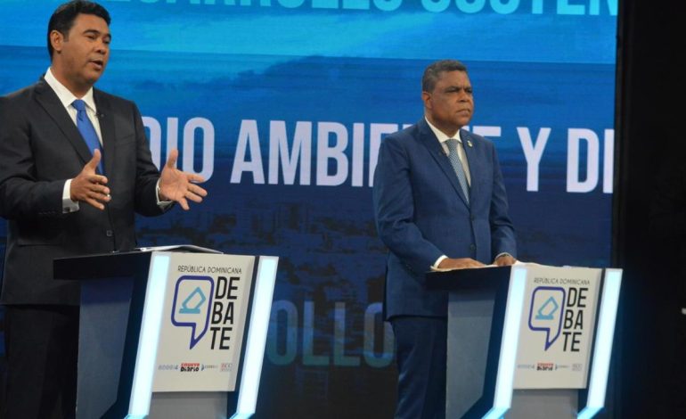 Juan Julio y Cholitín exponen sus propuestas para Senaduría de La Altagracia, en debate CODESSD –  (República Dominicana)