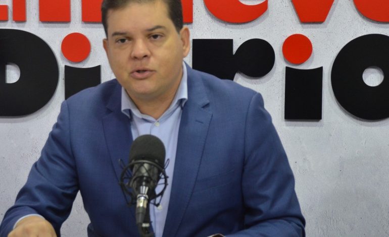 Adriano Abreu Sued llama candidatos a diputados a un debate público en Santiago –  (República Dominicana)
