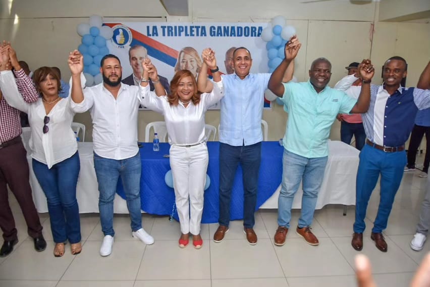 Yenfry Núñez abandona a Franklin Peña y pasa a apoyar al PRM y Aracelis Villanueva –  (República Dominicana)