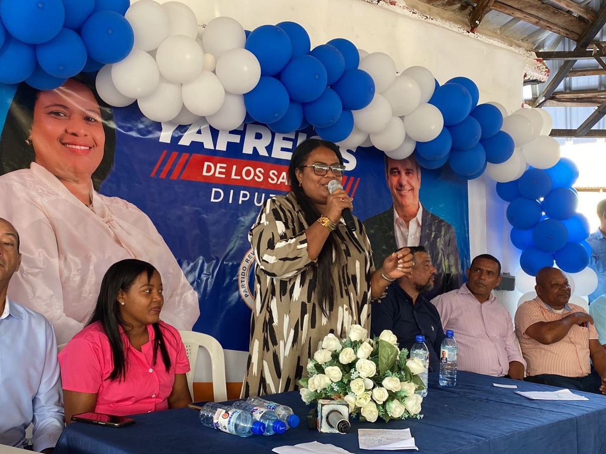 Aspirante a diputada dice trabajará en beneficio de Monte Plata –  (República Dominicana)