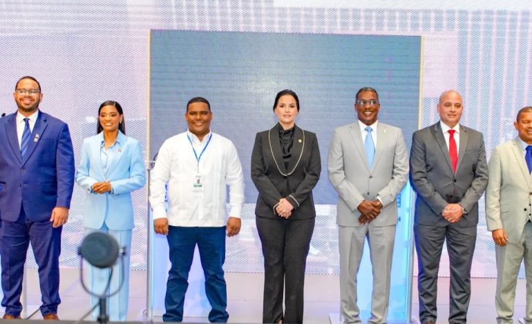 Cámara de Comercio La Vega realiza debate electoral con candidatos de la provincia –  (República Dominicana)
