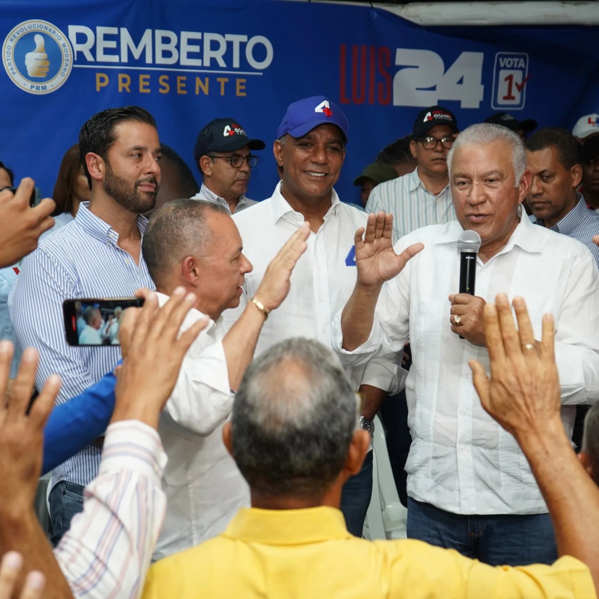PRM juramenta en sus filas a un excandidato a senador de Alianza Rescate en Espaillat –  (República Dominicana)