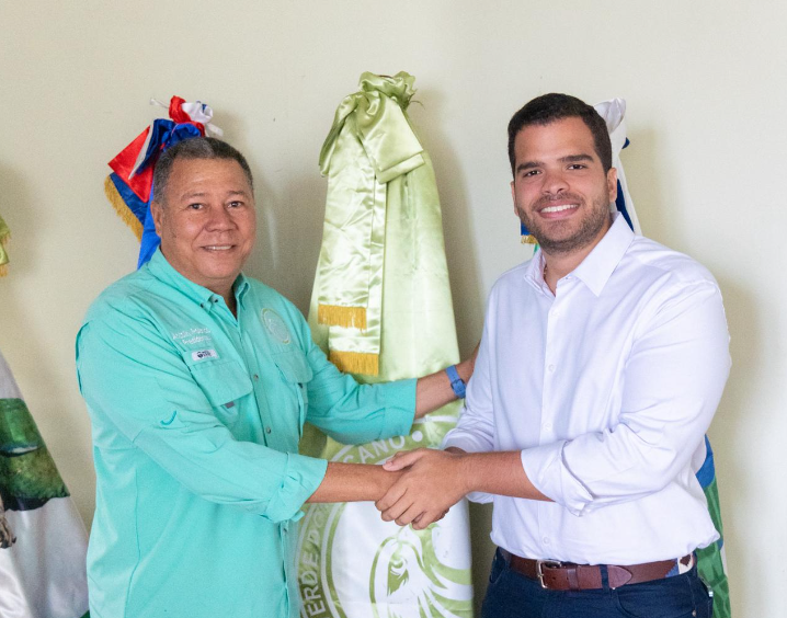 Candidato a diputado Vicente Sánchez recibe apoyo de Antolín Polanco –  (República Dominicana)