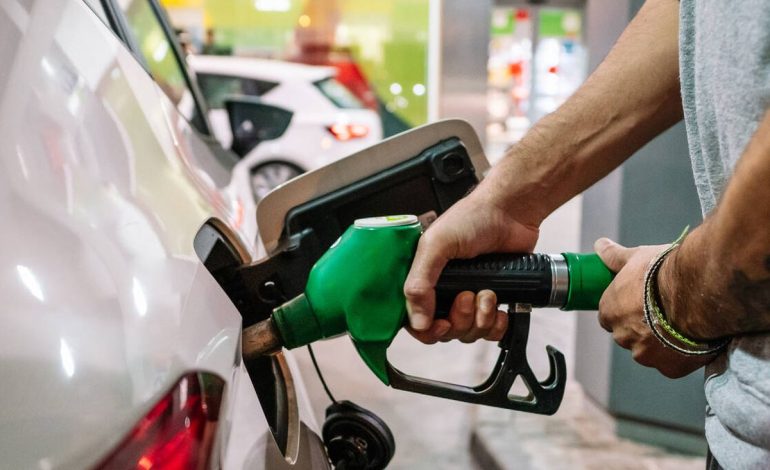 Cuatro combustibles suben de precio para la semana del 6 al 12 de abril