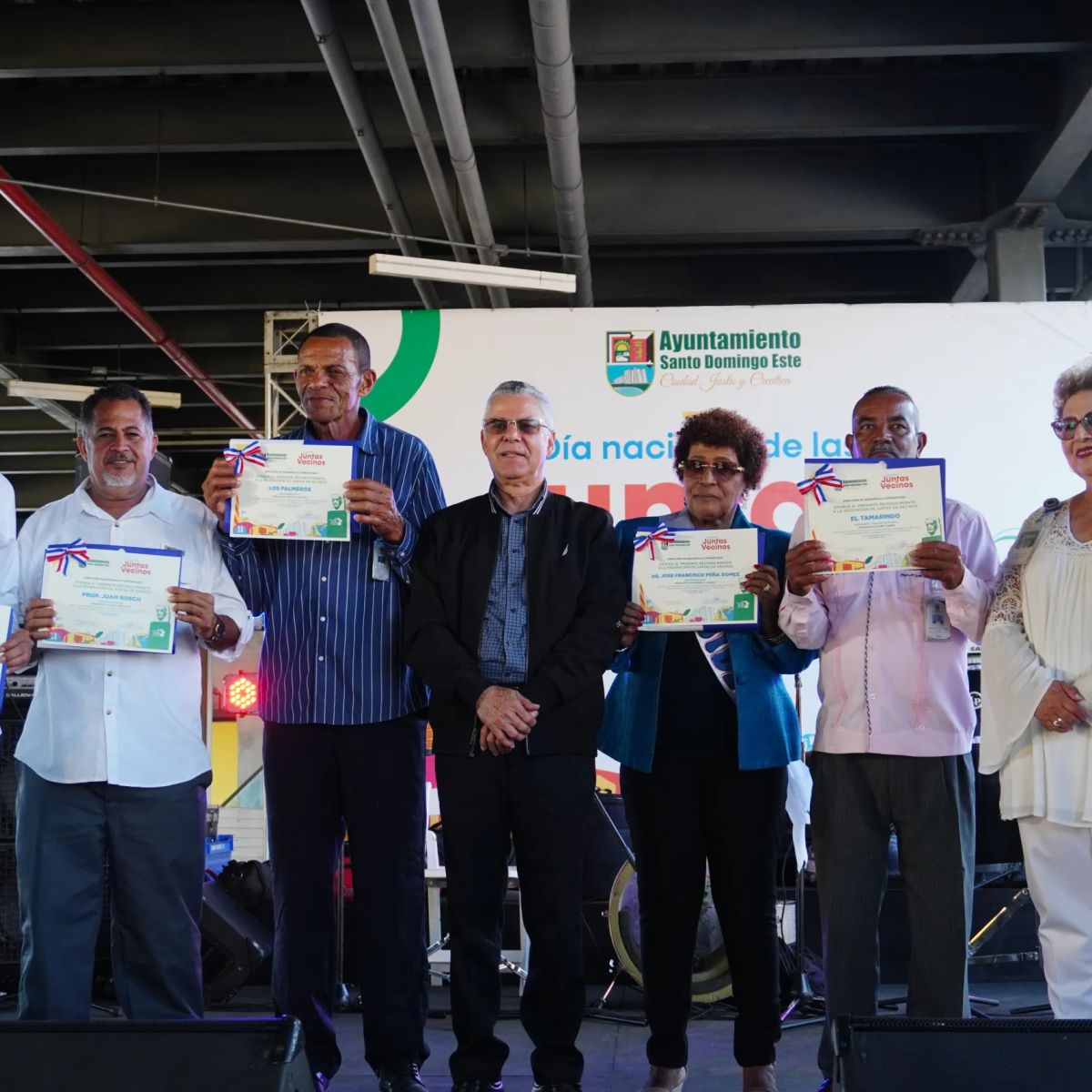 Alcalde Manuel Jiménez anuncia entregará un SDE hermanado y organizado –  (República Dominicana)