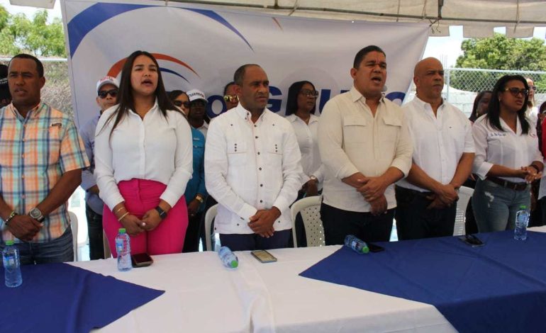 (VIDEO) Grupo de los Cien juramenta a pastores evangélicos en Barahona –  (República Dominicana)