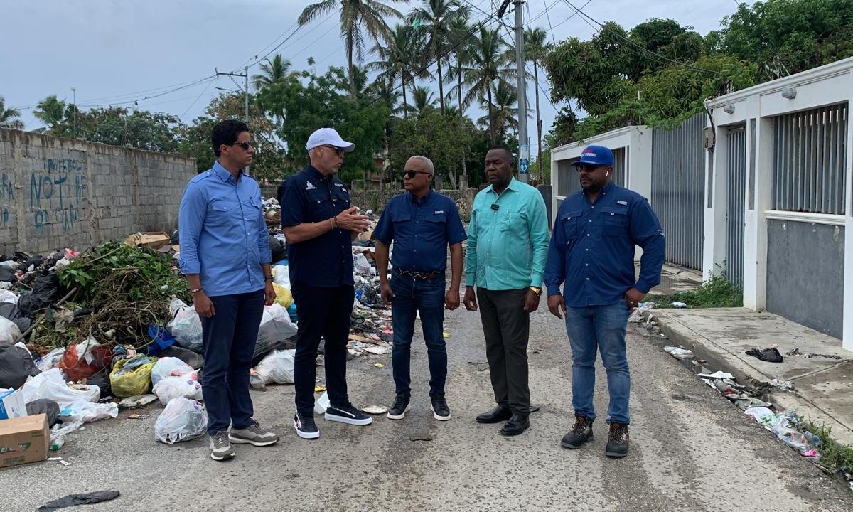 Alcalde Boca Chica realiza operativo de limpieza en primer día de gestión –  (República Dominicana)