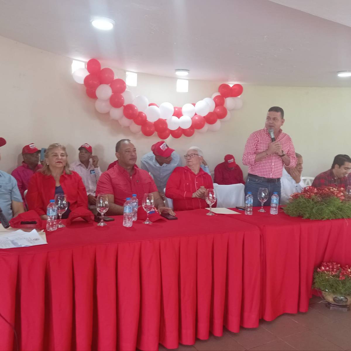 PRSC proclama a Carlos Gómez candidato a Senador y José Miguel Ferreiras a Diputado –  (República Dominicana)