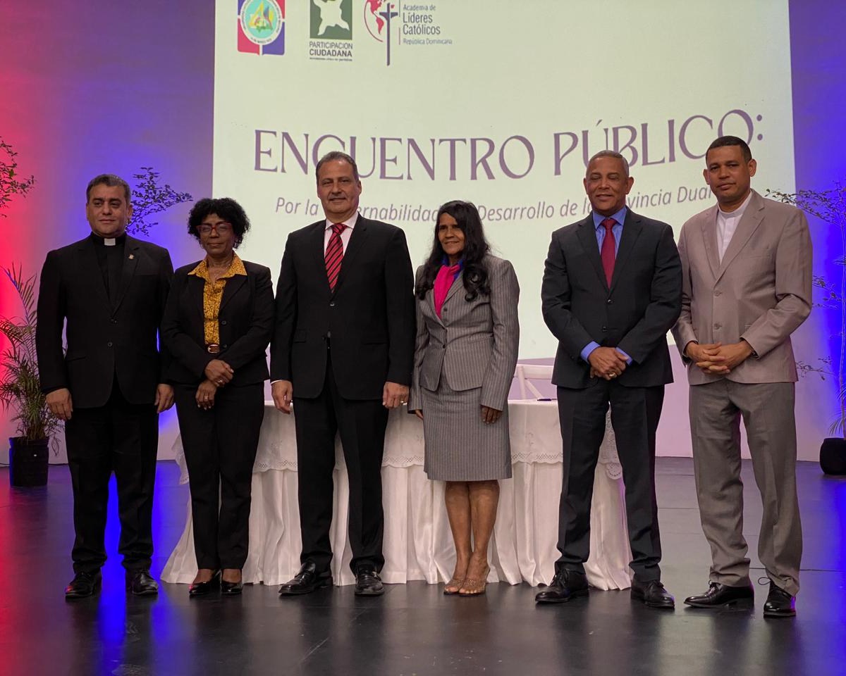 Candidatos a la Senaduría por la provincia Duarte presentan propuestas legislativas –  (República Dominicana)