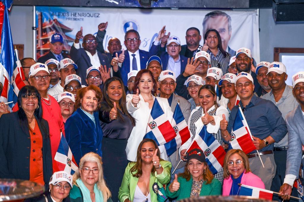 Dirigentes FP y PLD en Pensilvania se juramentan en apoyo a relección de Abinader –  (República Dominicana)