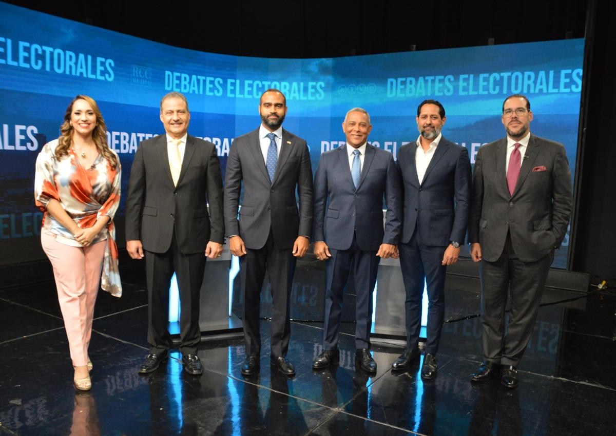 Candidatos a senador por la provincia Duarte confrontan sus ideas en debate del CODESSD –  (República Dominicana)