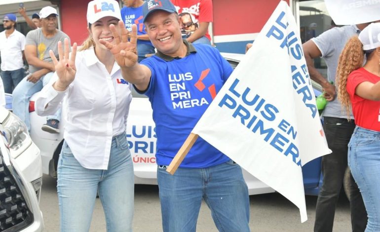 Movimiento “Luis en Primera” brinda apoyo en masivo en caravana de Abinader en Hato Mayor y SPM –  (República Dominicana)