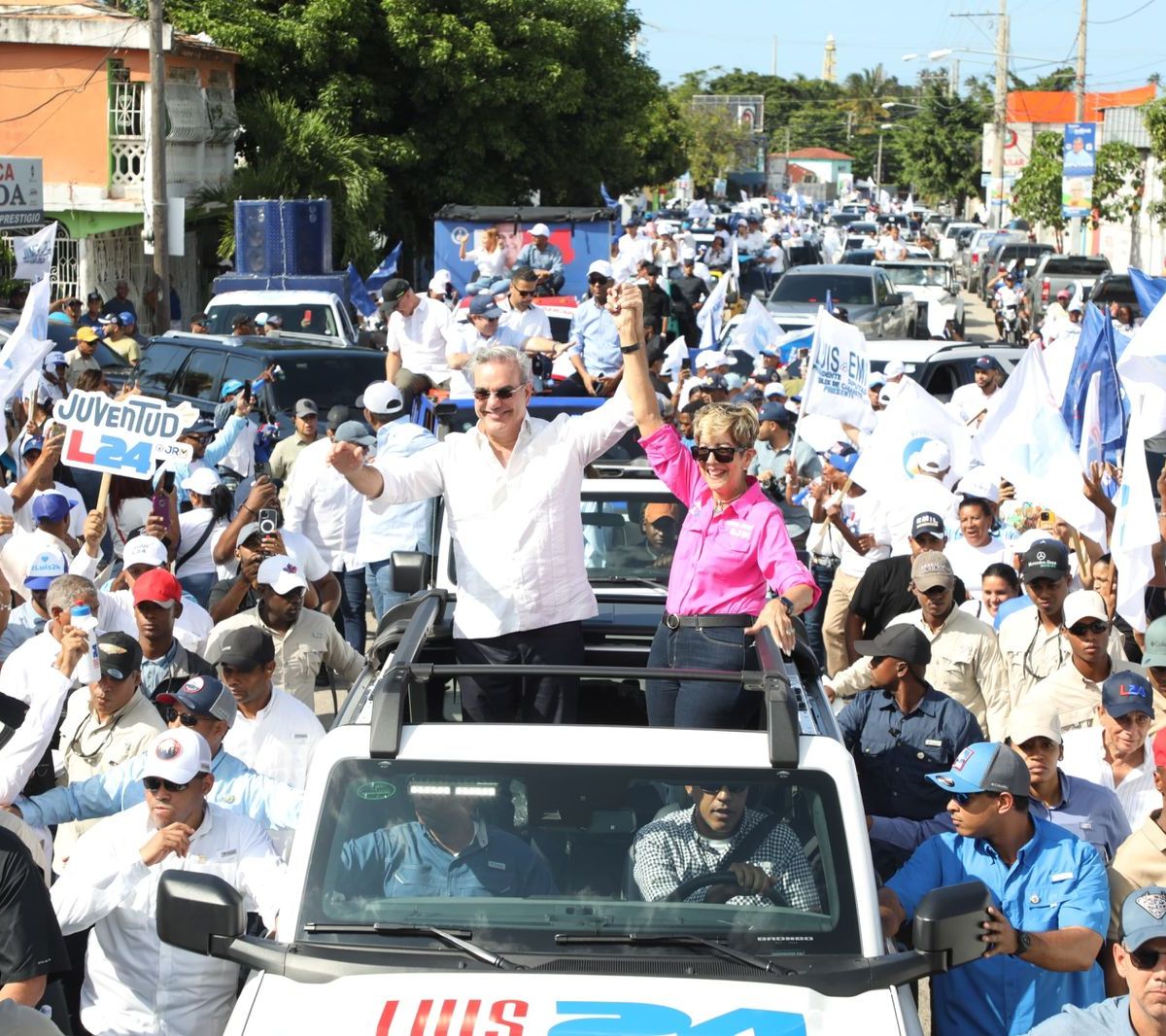 Abinader encabeza marcha caravana en Puerto Plata junto a perremeístas y aliados –  (República Dominicana)