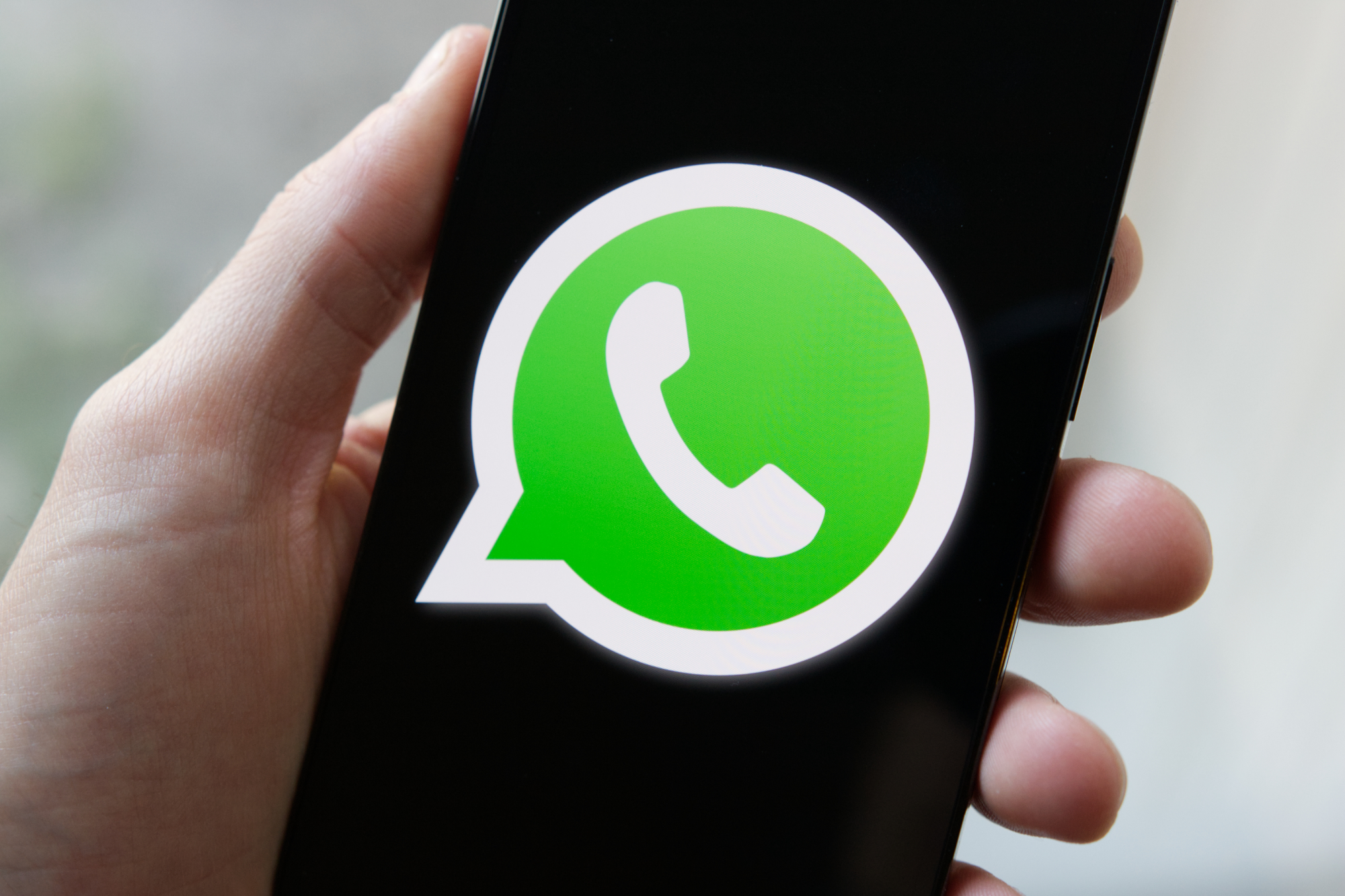 Usar WhatsApp para difundir información negativa de domésticas puede llevar a la cárcel