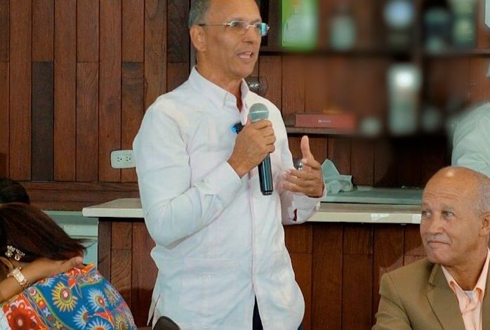 Pastor y cantante cristiano Al Cedeño insta a la comunidad a defender los valores éticos y morales en las elecciones